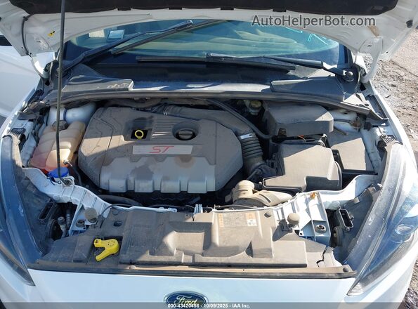 1FADP3L98HL347052 2017 FORD FOCUS ST White უკანა ხედი
