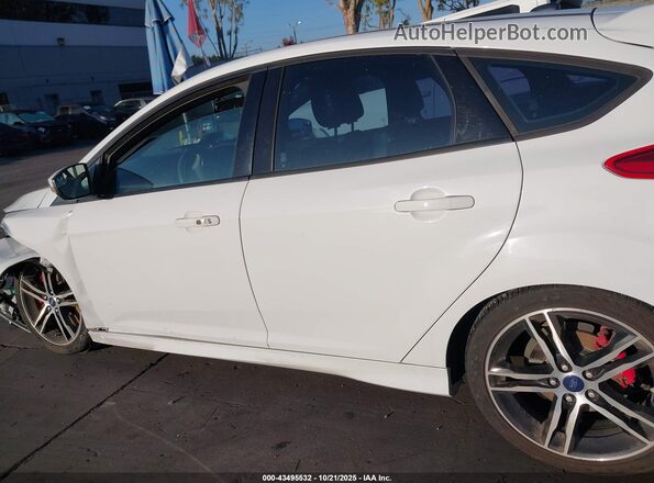 1FADP3L99HL343513 2017 FORD FOCUS ST White 360 interior view