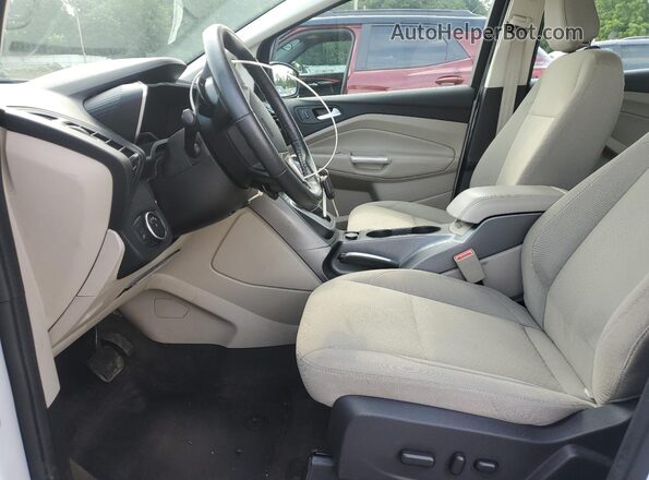 1FADP5AU2JL104751 2018 FORD C-MAX White Vista interior delantera