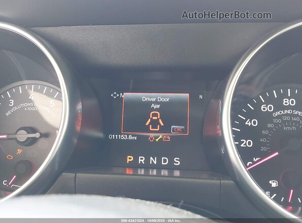1FATP8UH2N5134953 2022 FORD MUSTANG Красный Вид задних сидений