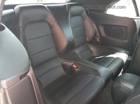 1FATP8UH9L5127673 2020 FORD MUSTANG Blue Widok tylnych siedzeń