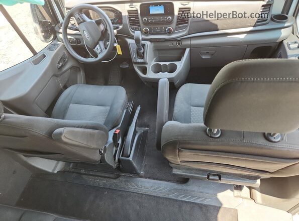 1FBAX2C8XLKA24252 2020 FORD TRANSIT White Dashboard view