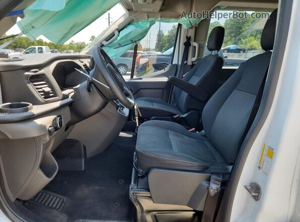 1FBAX2C8XLKA24252 2020 FORD TRANSIT White Front interior view