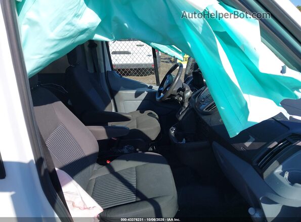 1FBAX2CM6JKA79923 2018 FORD TRANSIT-350 White Вид салону спереду