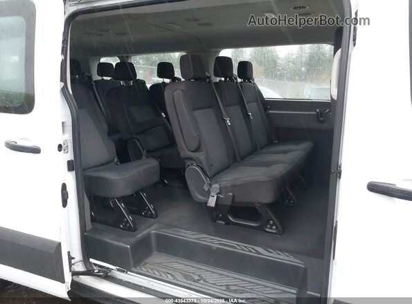 1FBAX2Y83NKA67049 2022 FORD PASSENGER White Vista de la etiqueta del VIN