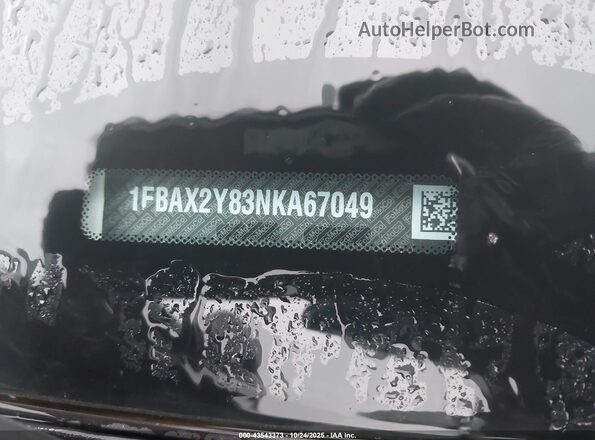 1FBAX2Y83NKA67049 2022 FORD PASSENGER White Vista del compartimento del motor