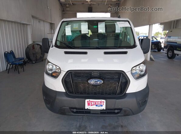 1FBAX2Y84MKA51246 2021 FORD PASSENGER White ხელსაწყოთა პანელის ხედი