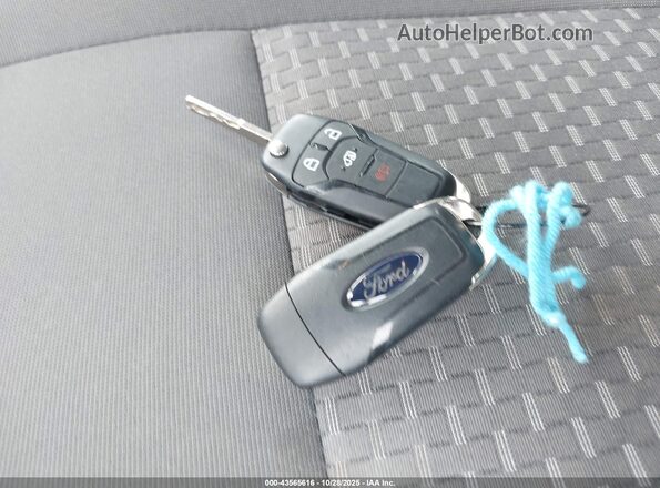1FBAX2Y84RKA15998 2024 FORD PASSENGER White Widok deski rozdzielczej