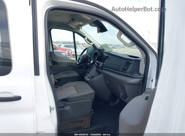1FBAX2Y86SKA75237 2025 FORD PASSENGER White Front interior view