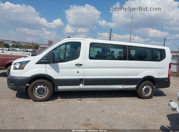 1FBAX2Y87LKB59200 2020 FORD PASSENGER White Սալոնի 360 աստիճան տեսք