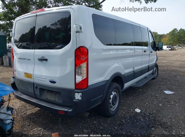 1FBAX2Y88PKA21154 2023 FORD PASSENGER White Հետևի աջ