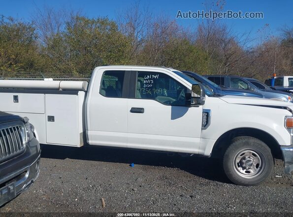 1FD7X2A66LEC55456 2020 FORD F-250 White Vista interior trasera