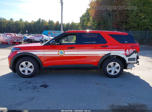 1FM5K8AB9RGA46893 2024 FORD POLICE INTERCEPTOR Red Widok wnętrza 360 stopni