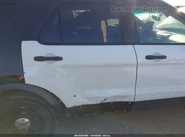 1FM5K8AR3HGD57991 2017 FORD POLICE INTERCEPTOR Black Widok z przodu