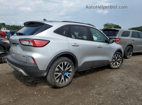 1FMCU0BZ3LUB46821 2020 FORD ESCAPE Серебряный Задняя правая четверть