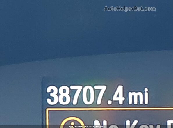 1FMCU0G63NUB51681 2022 FORD ESCAPE Черный Панорамный вид салона 360°