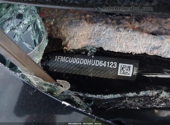 1FMCU0GD0HUD64123 2017 FORD ESCAPE Black Вид підкапотного простору