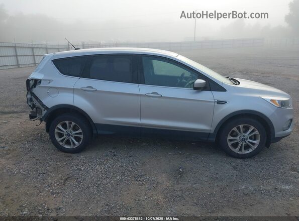 1FMCU0GD7HUD94199 2017 FORD ESCAPE Silver 