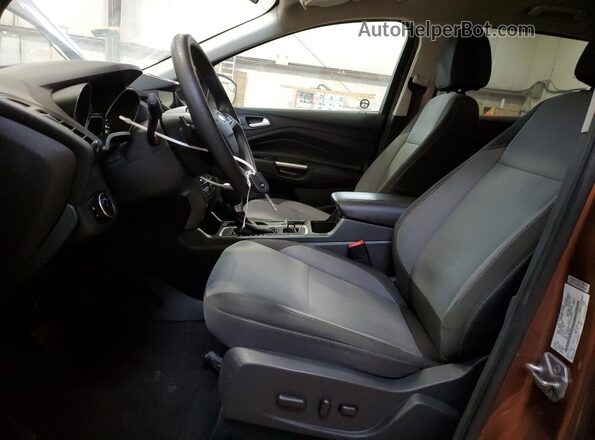 1FMCU9GD9HUB54897 2017 FORD ESCAPE Orange Սալոնի դիմացի տեսք