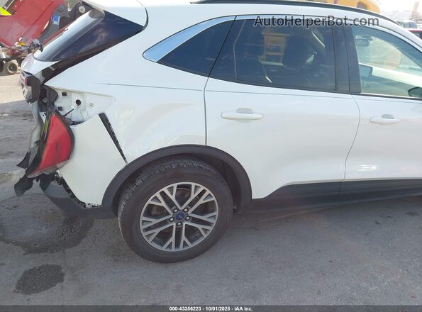 1FMCU9H65LUB03647 2020 FORD ESCAPE White 