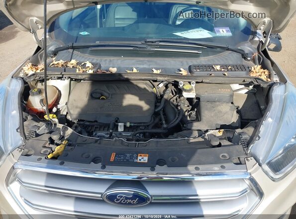 1FMCU9JD2HUD02056 2017 FORD ESCAPE Gold Rear view