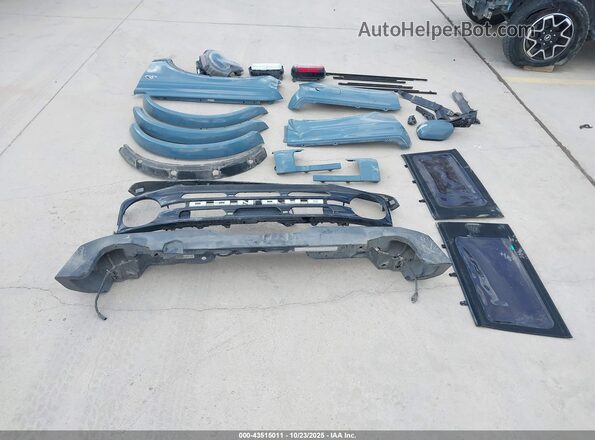 1FMDE5BH2MLB04623 2021 FORD BRONCO Light Blue 