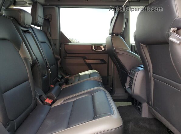 1FMEE8BPXSLA68142 2025 FORD BRONCO Beige უკანა სალონის ხედი