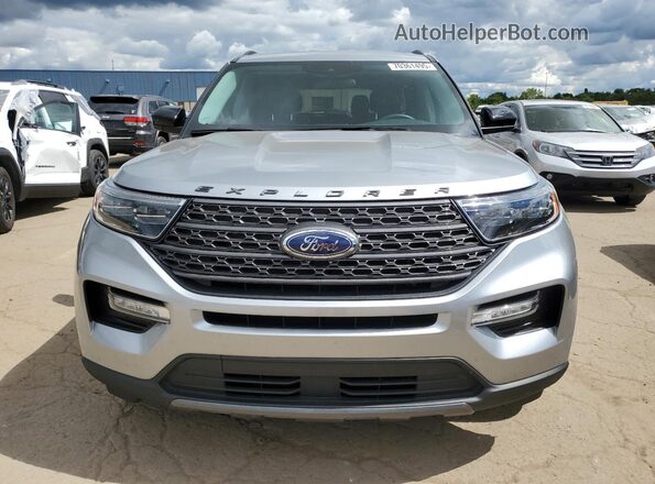 1FMSK8DHXRGA00976 2024 FORD FORD EXPLORER Silver Front view