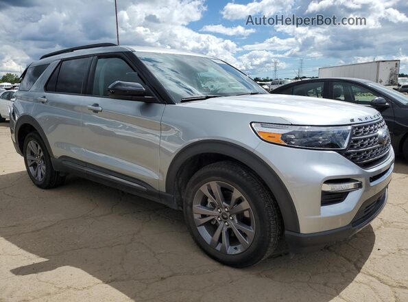 1FMSK8DHXRGA00976 2024 FORD FORD EXPLORER Silver Front right