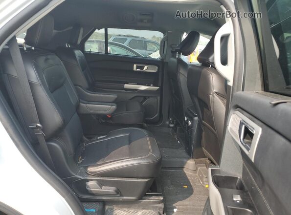 1FMSK8FHXPGA87904 2023 FORD FORD EXPLORER White Вид задньої частини салону