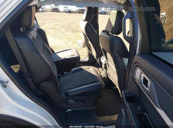1FMWK8GC9SGC64083 2025 FORD FORD EXPLORER White Вид наклейки з VIN-кодом