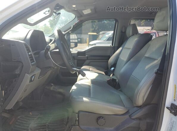 1FT7W2B69NEE77921 2022 FORD F250 White Front interior view