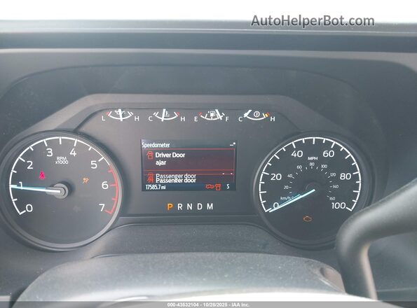1FT7W2BNXREF93626 2024 FORD F-250 White Vista de los asientos traseros