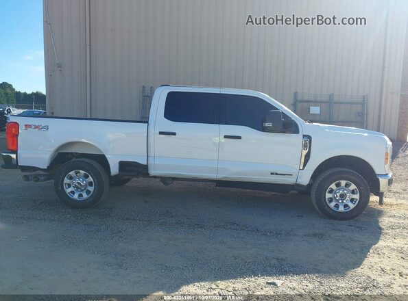 1FT7W2BT3REC36576 2024 FORD F-250 White უკანა სალონის ხედი