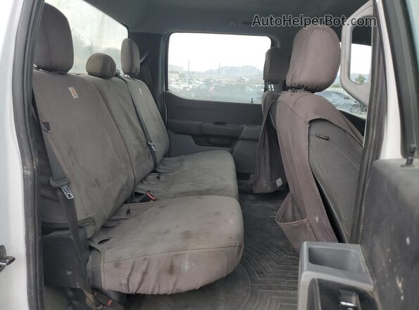 1FT7W2BT6REC99803 2024 FORD F250 White Vista de los asientos traseros