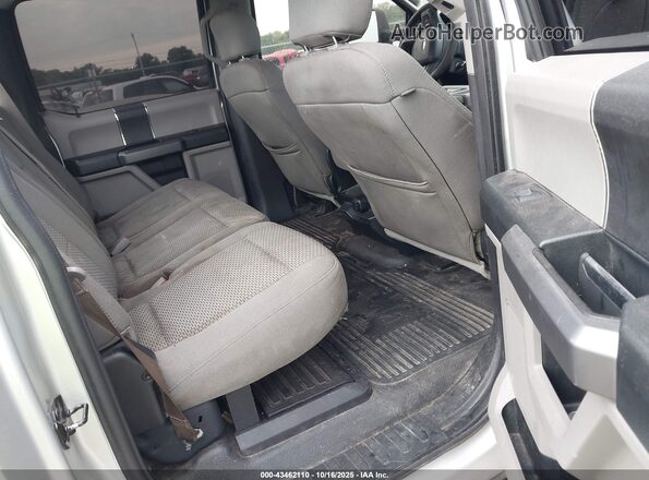 1FT7W2BT9JEC44508 2018 FORD F-250 Silver VIN կոդի պիտակի տեսք