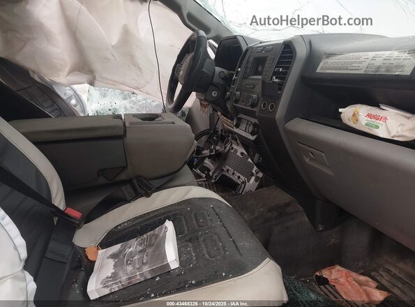 1FT7W3B60NEC96275 2022 FORD F350 White Widok wnętrza z przodu