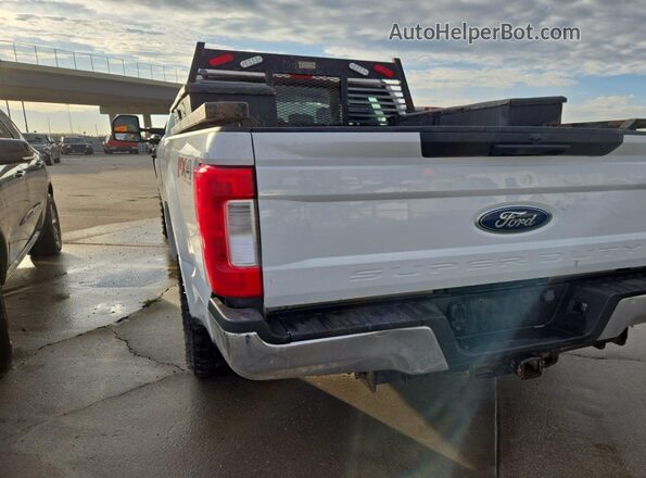 1FT7X2B62HEE02933 2017 FORD F-250  Tył prawy