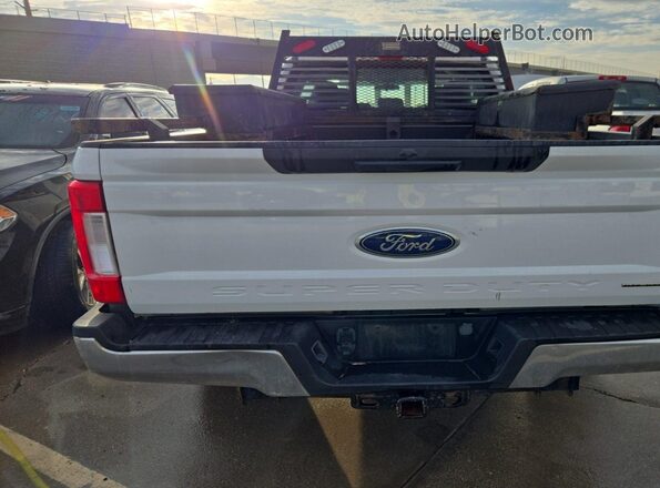 1FT7X2B62HEE02933 2017 FORD F-250  