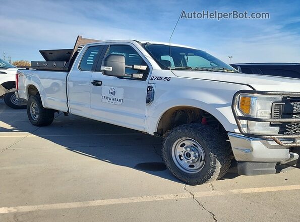 1FT7X2B62HEE02933 2017 FORD F-250  