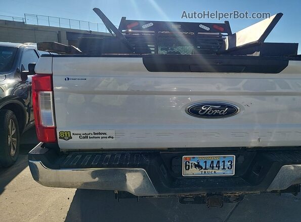 1FT7X2B62HEE02933 2017 FORD F-250  