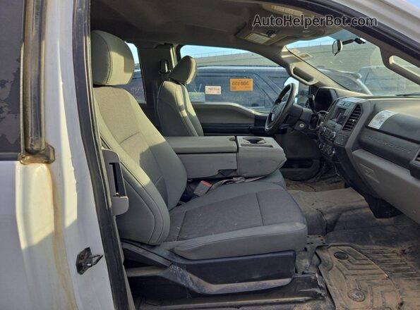 1FT7X2B62HEE02933 2017 FORD F-250  