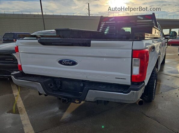 1FT7X2B62HEE02933 2017 FORD F-250  