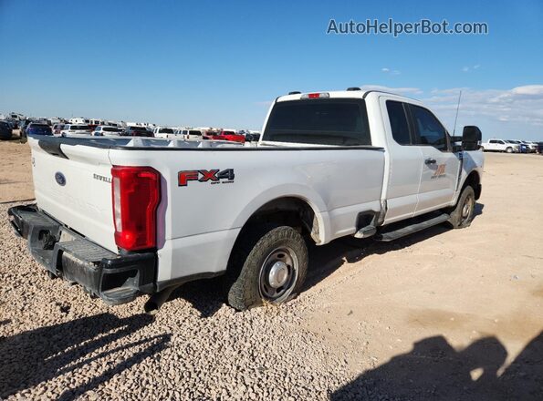 1FT7X2BA7PED17430 2023 FORD F250 White Tył prawy