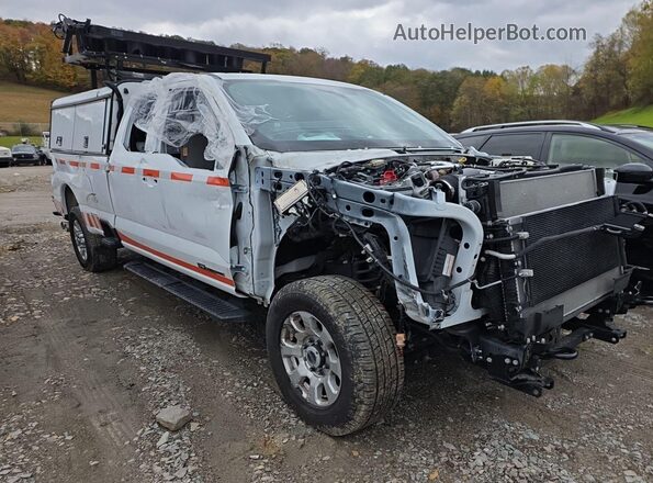 1FT7X2BTXPEC29036 2023 FORD F-250  Widok wnętrza z przodu