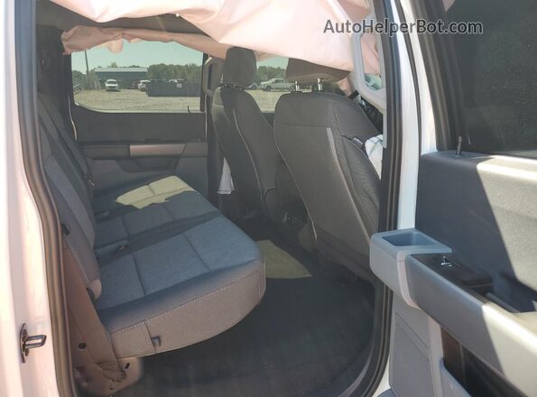 1FT8W2BA4REE93247 2024 FORD F250 White Vista de los asientos traseros