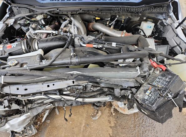 1FT8W2BM9PEE13478 2023 FORD F250 Серебряный Вид задней части салона