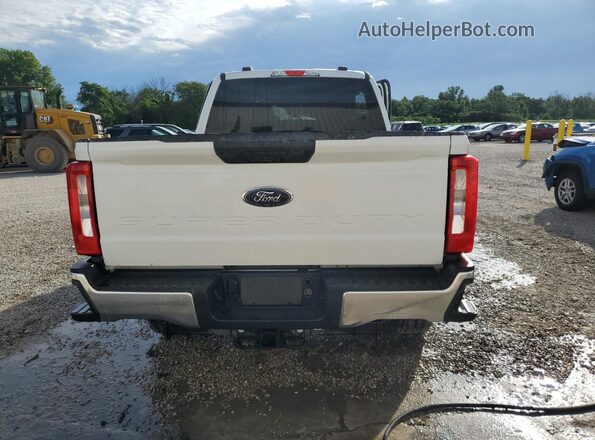 1FT8W2BT4SEC78765 2025 FORD F250 White უკანა ხედი