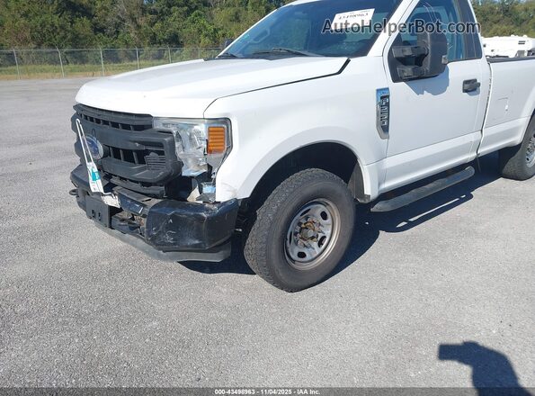 1FTBF2A61LED60245 2020 FORD F-250 White Widok z przodu