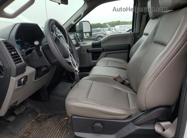1FTBF2A67JEB80345 2018 FORD F250 White 